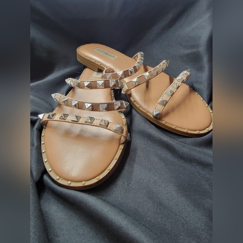 Steve Madden - Sandals - Picture 2 of 5
